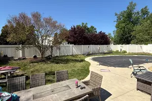 329 Roberts Ct, Somerdale, NJ 08083 - Photo 4