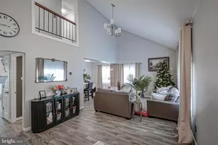 24 Peachton Ln, Sicklerville, NJ 08081 - Photo 2