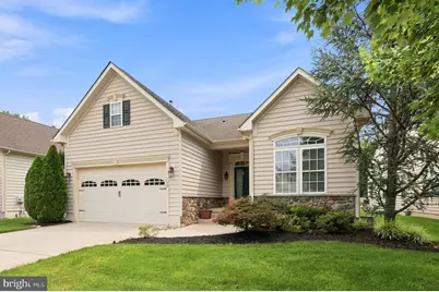 140 Hearthstone Drive, Berlin, NJ 08009 - Photo 2