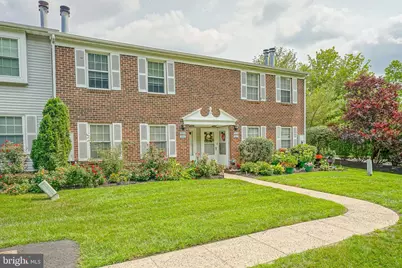 1213 Huntingdon Mews, Gloucester Township, NJ 08021 - Photo 2
