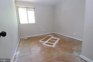 105 S Holland St, Lindenwold, NJ 08021 - Photo 16