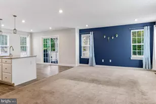 18 Circle Dr, Sicklerville, NJ 08081 - Photo 2