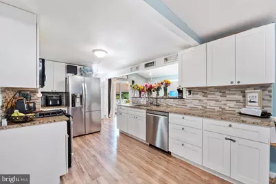640 E Preston Avenue, Somerdale, NJ 08083 - Photo 6