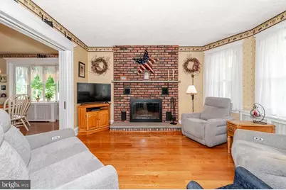 403 W Monroe Avenue, Magnolia, NJ 08049 - Photo 8