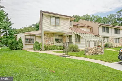 109 Avignon Way, Pennsauken, NJ 08109 - Photo 2