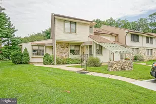 109 Avignon Way, Pennsauken, NJ 08109 - Photo 2