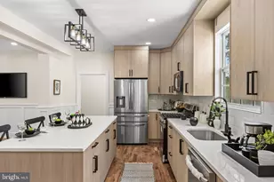 25 Penn Rd, Voorhees, NJ 08043 - Photo 12