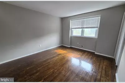 1946 Birchwood Park Dr N, Cherry Hill, NJ 08003 - Photo 6