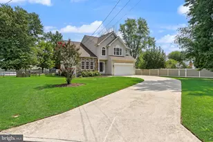 23 Charles Ave, Gloucester Township, NJ 08012 - Photo 2