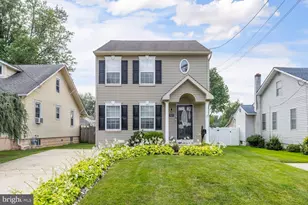 869 Orchard Ave, Runnemede, NJ 08078 - Photo 2