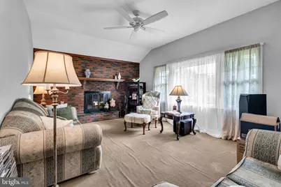 100 Mansfield Boulevard S, Cherry Hill, NJ 08034 - Photo 12