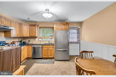 100 Mansfield Boulevard S, Cherry Hill, NJ 08034 - Photo 16