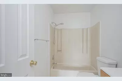 107 Lucas Lane, Voorhees, NJ 08043 - Photo 8