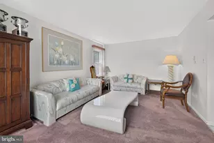 17 Sycamore Dr, Gloucester Township, NJ 08012 - Photo 4