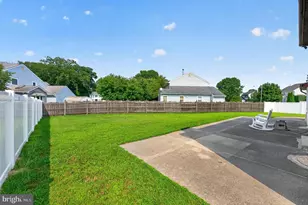 17 Sycamore Dr, Gloucester Township, NJ 08012 - Photo 30