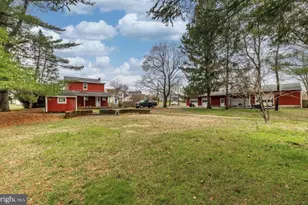 90 Peters Ln, Gloucester Township, NJ 08012 - Photo 2