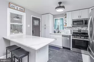 626 Lambert Ave, Mount Ephraim, NJ 08059 - Photo 1