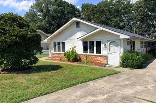 194 Elmtowne Blvd, Hammonton, NJ 08037 - Photo 2