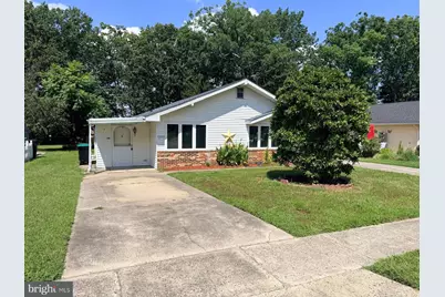 194 Elmtowne Boulevard, Hammonton, NJ 08037 - Photo 1