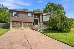 13 Dartmouth Dr, Waterford Township, NJ 08004 - Photo 2
