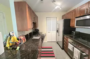 1007 Britton Pl, Voorhees, NJ 08043 - Photo 4