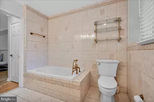 25 Teak Ct, Cherry Hill, NJ 08003 - Photo 22