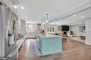 25 Teak Ct, Cherry Hill, NJ 08003 - Photo 8
