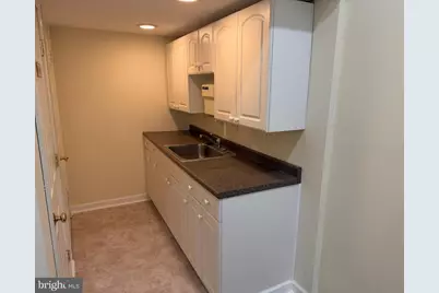 601 Berkley Street, Camden, NJ 08103 - Photo 10
