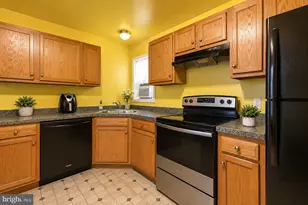 414 Washington Ave, Winslow Township, NJ 08089 - Photo 6