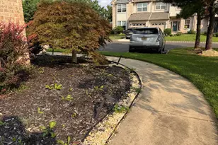 124 Lincoln Ln, Berlin, NJ 08009 - Photo 2