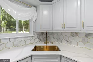 40 Chippenham Dr, Voorhees, NJ 08043 - Photo 34