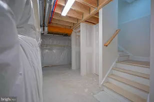 325 Larch Ave, Berlin, NJ 08091 - Photo 32
