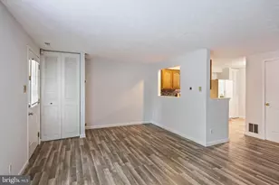 2504 Greenwood Dr, Lindenwold, NJ 08021 - Photo 6