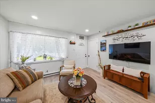 31 W Phoenix Ave, Lawnside, NJ 08045 - Photo 8