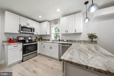 31 W Phoenix Avenue, Lawnside, NJ 08045 - Photo 10