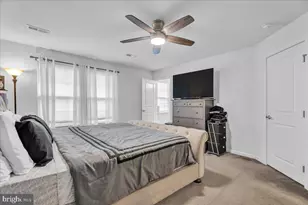 111 Village Green Ln, Sicklerville, NJ 08081 - Photo 12