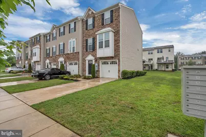111 Village Green Lane, Sicklerville, NJ 08081 - Photo 2