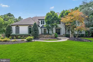 8 Fairway Dr, Voorhees, NJ 08043 - Photo 2