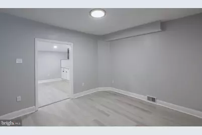 31 S Sussex Street, Gloucester City, NJ 08030 - Photo 4