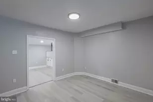 31 S Sussex St, Gloucester City, NJ 08030 - Photo 4