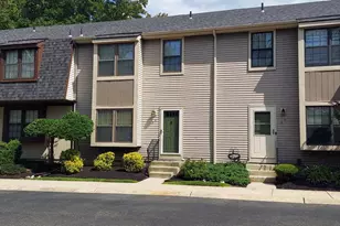 35 Crofton Commons, Cherry Hill, NJ 08034 - Photo 2