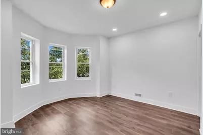102 S 24th Street, Camden, NJ 08105 - Photo 8