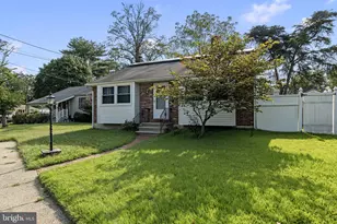 116 Lake Dr, Brooklawn, NJ 08030 - Photo 2