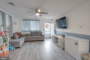 53 Delaware Ave, Sicklerville, NJ 08081 - Photo 4