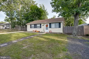 53 Delaware Ave, Sicklerville, NJ 08081 - Photo 2