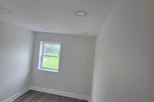 2365 S 8th St, Camden, NJ 08104 - Photo 18