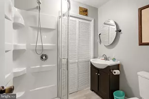 400 W Chapel Ave, Cherry Hill, NJ 08002 - Photo 16