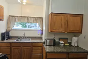 607 Hunter St, Gloucester City, NJ 08030 - Photo 12