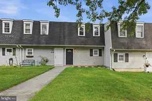 429 Via Cascata Dr, Clementon, NJ 08021 - Photo 2