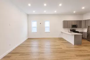 322 Vine St, Camden, NJ 08102 - Photo 2